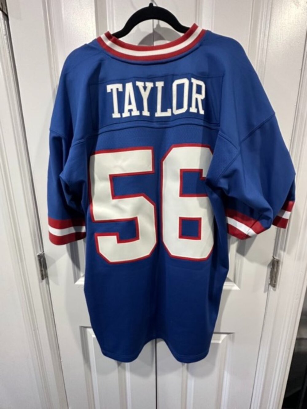 Mitchell & Ness Lawrence Taylor #56 New York Giants 1986 Throwback Jersey XL NWT